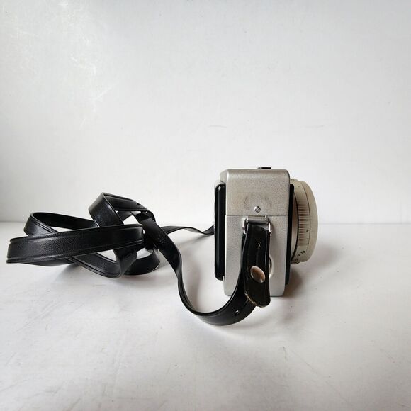 Yashica EZ-Matic Electronic Camera Yashinon 37mm 1:2.8 lens 126 Film Untested - Picture 5 of 9